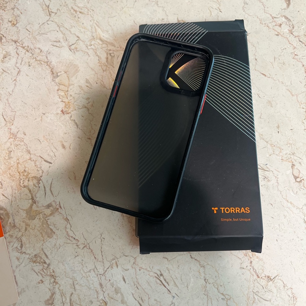 Torras iPhone 12 Pro Case - Picture 3 of 5